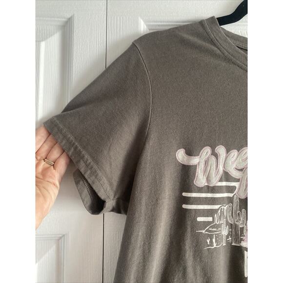 Ariat Women's Large Relaxed Fit Weekend Warrior Brown Graphic Tee Rodeo Western - Picture 3 of 5